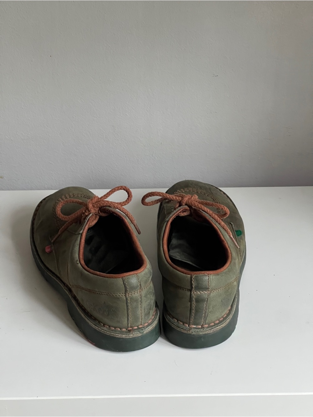 Unisex Vintage Kickers Kick Lo Olive Green Lace-Up Leather Shoes - Picture 5 of 8